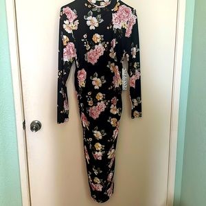 Almost Famous Maxi Dress 🌸